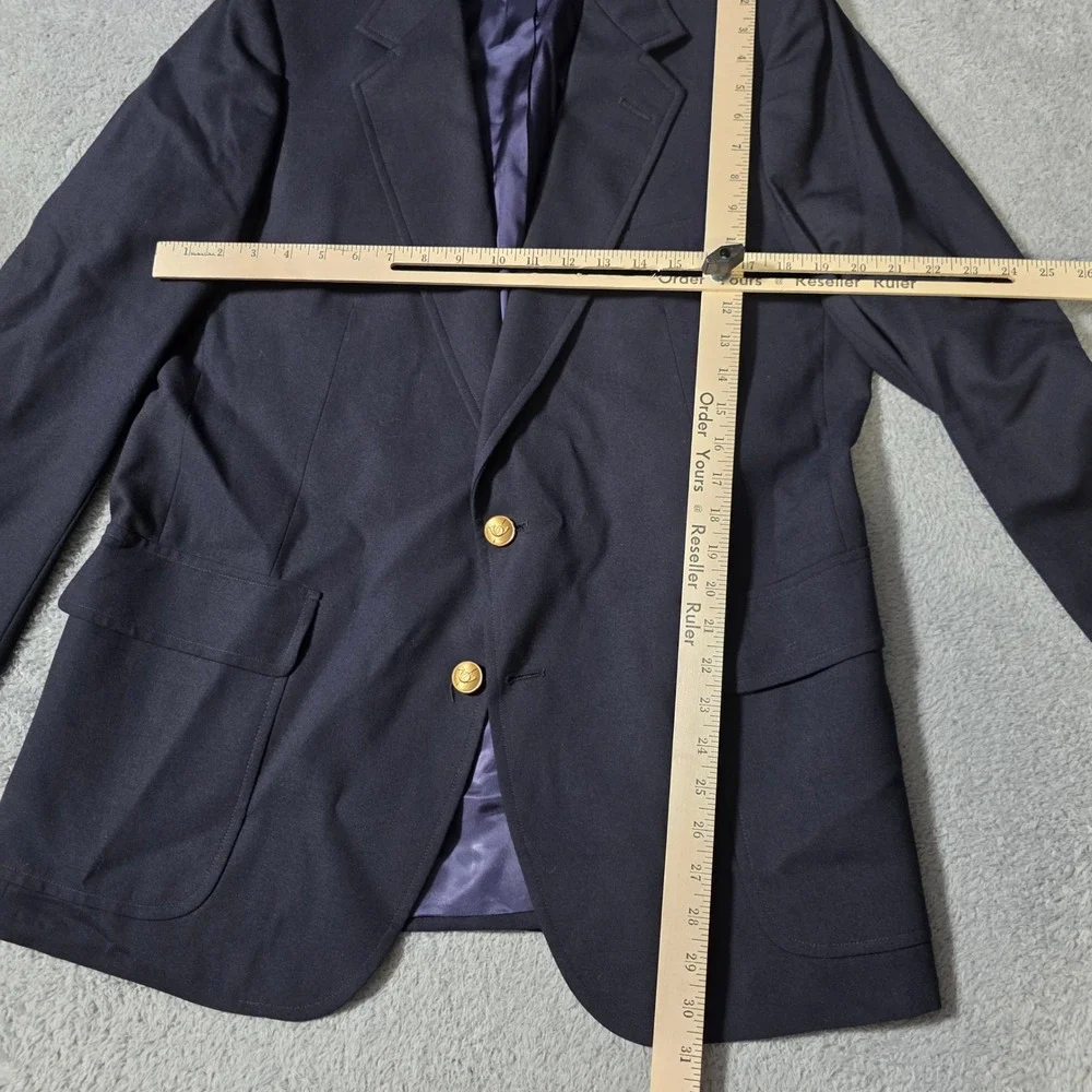 Stanley Blacker Mens 44 Navy Blue Blazer Gold Crest Buttons Vintage Made in USA